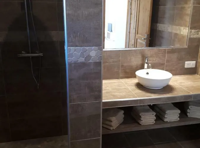 Tomasini Sabrina Zirilla * 莫纳奇亚道勒内